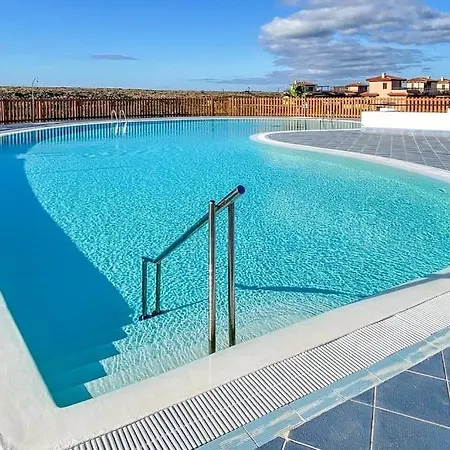 Villa Caleta *